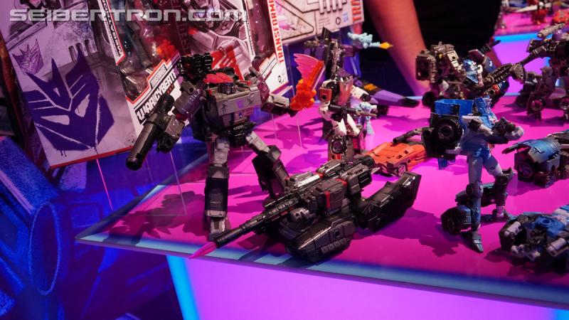 Toy Fair 2020: War for Cybertron Trilogy Netflix Series - Transformers Event: DSC06774