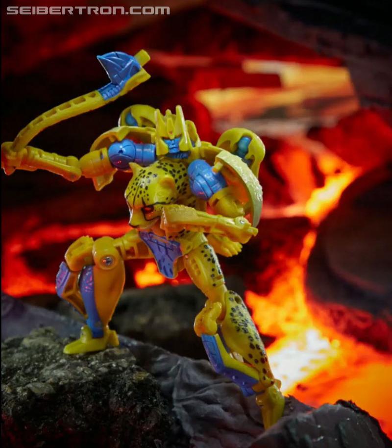 Hasbro PulseCon 2020: Transformers War for Cybertron Kingdom Toy Reveals and more - Transformers Event: SNAG 02115a