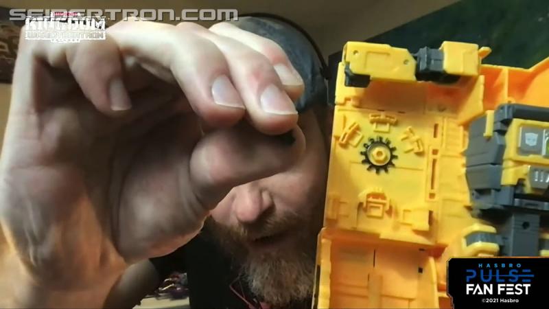 Hasbro Pulse Fan Fest 2021: Hasbro Transformers Brand Panel - Transformers Event: SNAG 04879