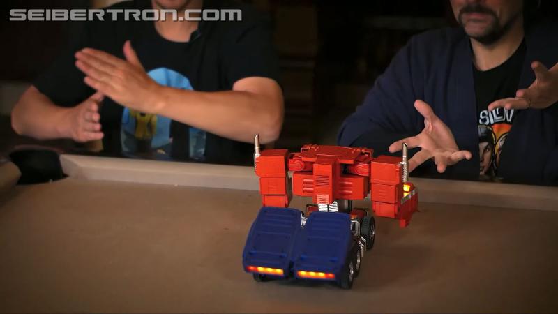 Hasbro Pulse Fan Fest 2021: Hasbro Transformers Brand Panel - Transformers Event: SNAG 06540