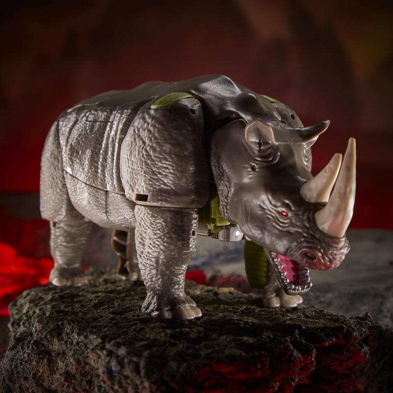 Hasbro Pulse Fan Fest 2021: Hasbro's Official Product Images - Transformers Event: F0695 Voyager Rhinox 001