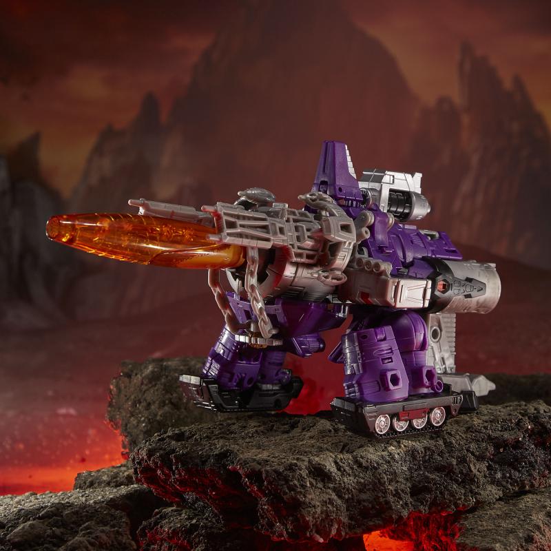 Hasbro Pulse Fan Fest 2021: Hasbro's Official Product Images - Transformers Event: F0701 Voyager Galvatron 005