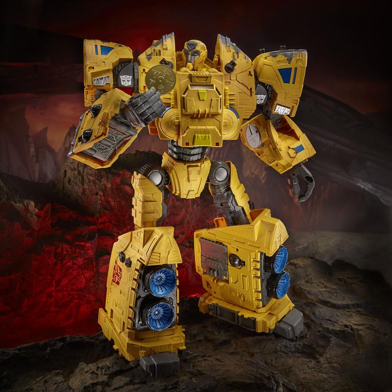 Hasbro Pulse Fan Fest 2021: Hasbro's Official Product Images - Transformers Event: F1152 Titan Class Autobot Ark 001