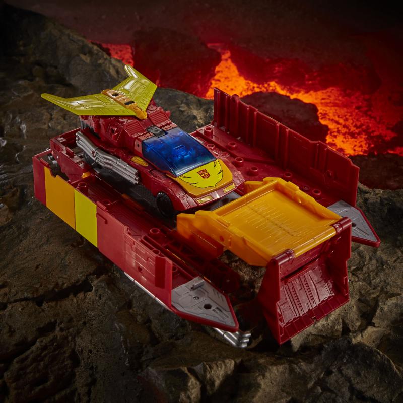 Hasbro Pulse Fan Fest 2021: Hasbro's Official Product Images - Transformers Event: F1153 Commander Class Rodimus Prime 011