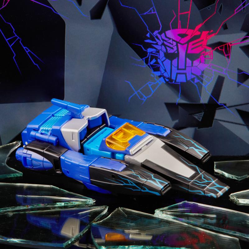 Hasbro Pulse Fan Fest 2021: Hasbro's Official Product Images - Transformers Event: F2705 Shattered Glass Deluxe Blurr Pulse Exclusive 005