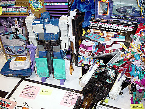 BotCon 2002: European Transformers Gallery - Transformers Event: Botcon-2002-uk003