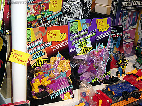 BotCon 2002: European Transformers Gallery - Transformers Event: Botcon-2002-uk010