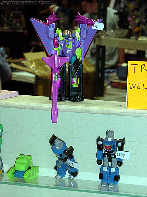 BotCon 2002: European Transformers Gallery - Transformers Event: Botcon-2002-uk019