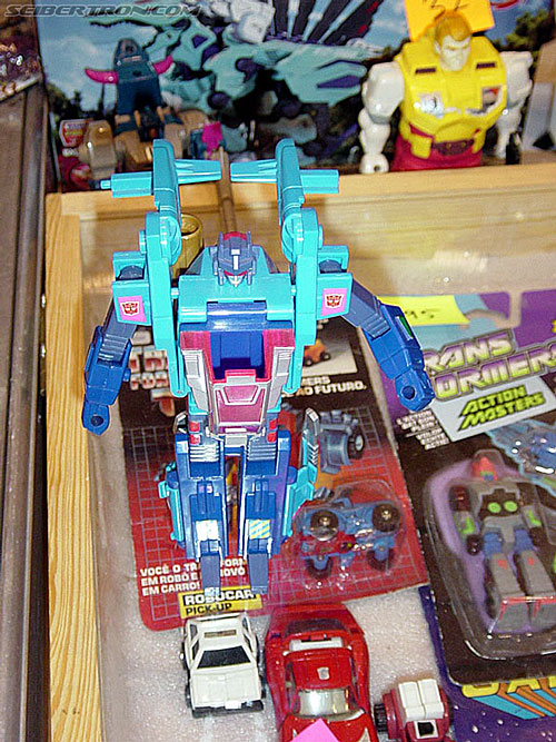 BotCon 2002: European Transformers Gallery - Transformers Event: Botcon-2002-uk021