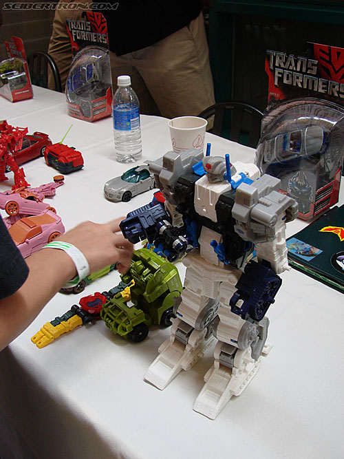 BotCon 2007: Hasbro Tour - Transformers Event: DSC06385