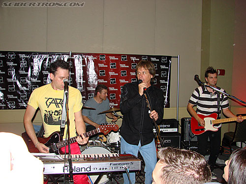 BotCon 2007: Awards Party & Concert - Transformers Event: DSC06803