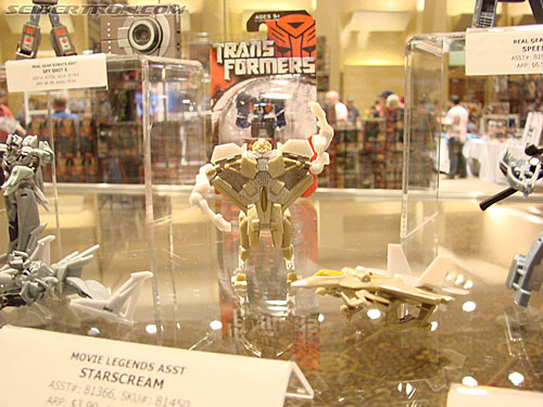 BotCon 2007: Hasbro's Display Area - Transformers Event: DSC06506