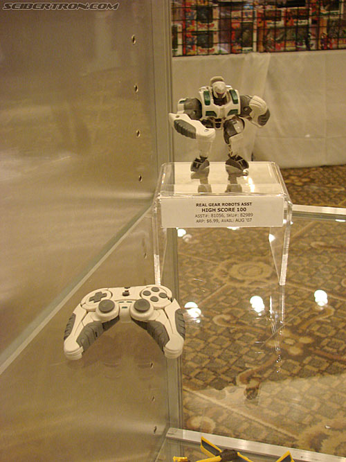 BotCon 2007: Hasbro's Display Area - Transformers Event: DSC06526