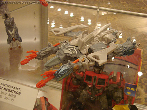 BotCon 2007: Hasbro's Display Area - Transformers Event: DSC06604