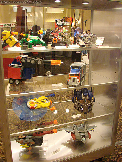 BotCon 2007: Hasbro's Display Area - Transformers Event: DSC06616