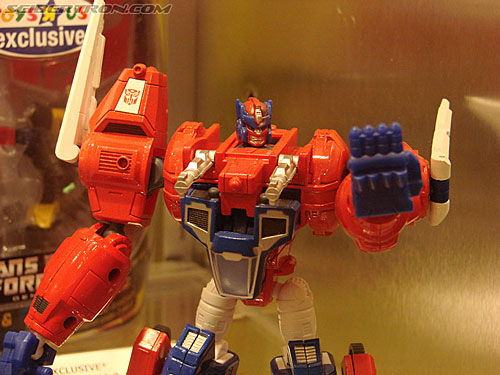 BotCon 2007: Hasbro's Display Area - Transformers Event: DSC06881
