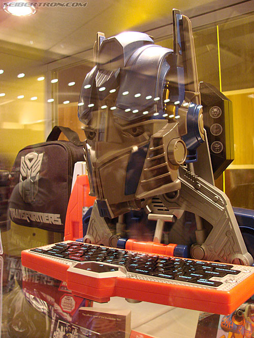 BotCon 2007: Hasbro's Display Area - Transformers Event: DSC06909