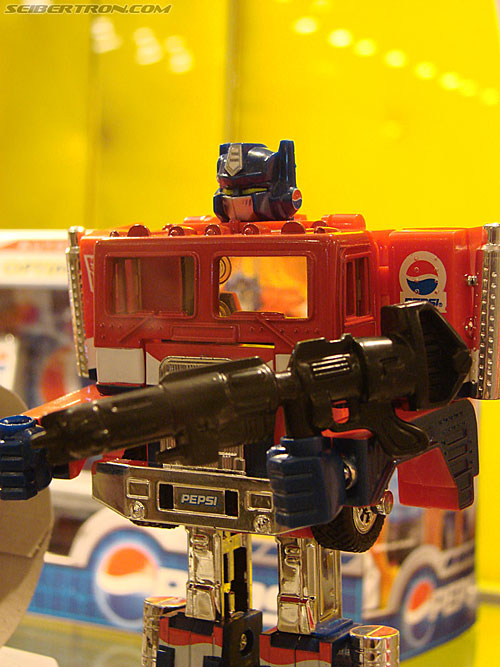 BotCon 2007: Hasbro's Display Area - Transformers Event: DSC06921