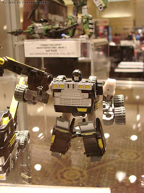BotCon 2007: Hasbro's Display Area - Transformers Event: DSC06928