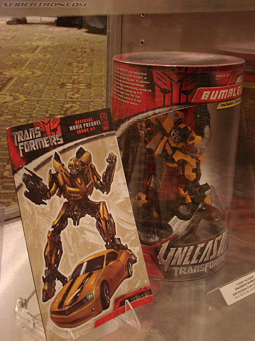 BotCon 2007: Hasbro's Display Area - Transformers Event: DSC06957