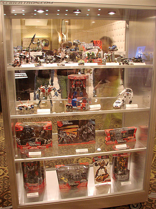 BotCon 2007: Hasbro's Display Area - Transformers Event: DSC06958