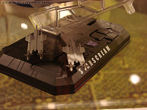 BotCon 2007: Hasbro's Display Area - Transformers Event: DSC06971