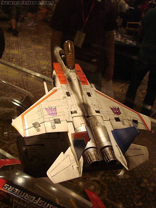 BotCon 2007: Hasbro's Display Area - Transformers Event: DSC06976
