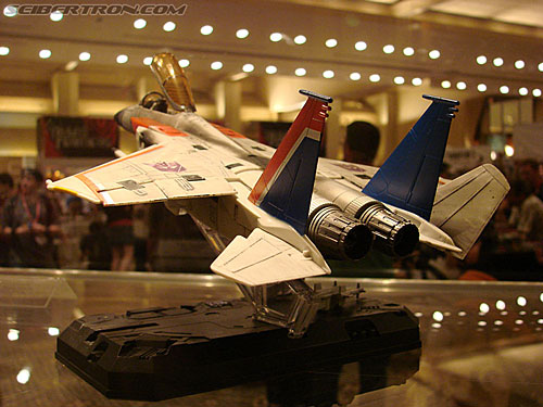 BotCon 2007: Hasbro's Display Area - Transformers Event: DSC06977