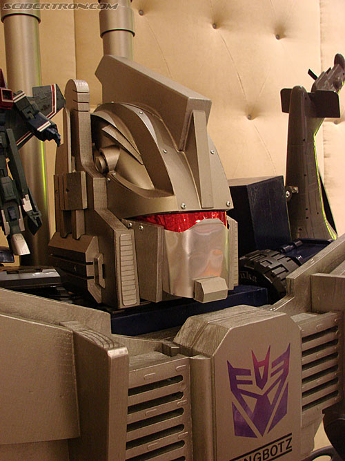 BotCon 2007: Kingbotz Bruticus Gallery - Transformers Event: DSC07019