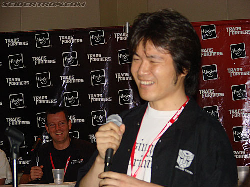 BotCon 2007: Panels - Transformers Event: DSC06629