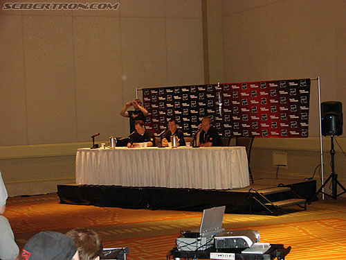 BotCon 2007: Panels - Transformers Event: DSC06822