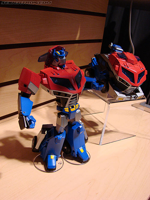 Toy Fair 2008: Transformers Animated - Transformers Event: DSC04774