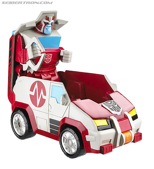Toy Fair 2008: Transformers Animated - Transformers Event: Ratchet (Bumper Battlers)