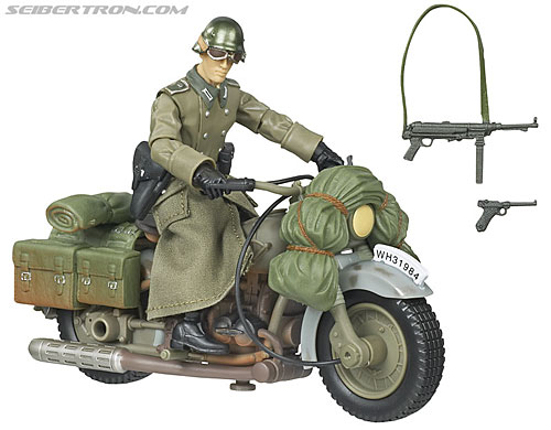 Toy Fair 2008: Indiana Jones - Transformers Event: IJ-Deluxe-German-Soldier-w-