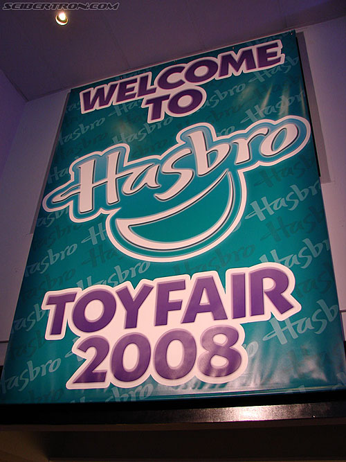 Toy Fair 2008: Miscellaneous Pictures - Transformers Event: DSC04584