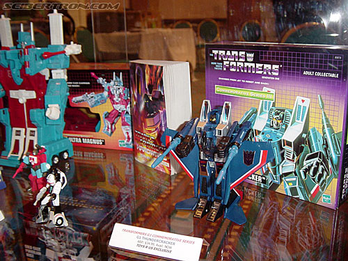 OTFCC 2003: Hasbro's Display - Transformers Event: Otfcc-2003-hasbro065