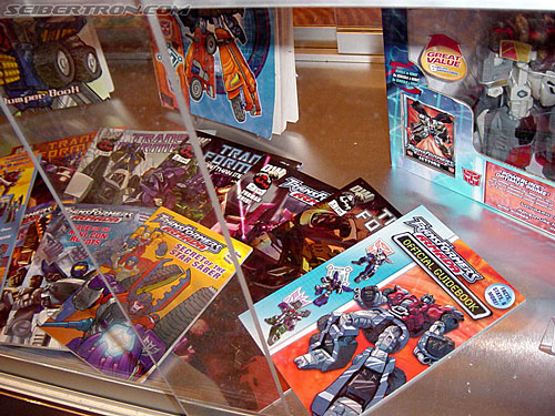 OTFCC 2003: Hasbro's Display - Transformers Event: Otfcc-2003-hasbro091
