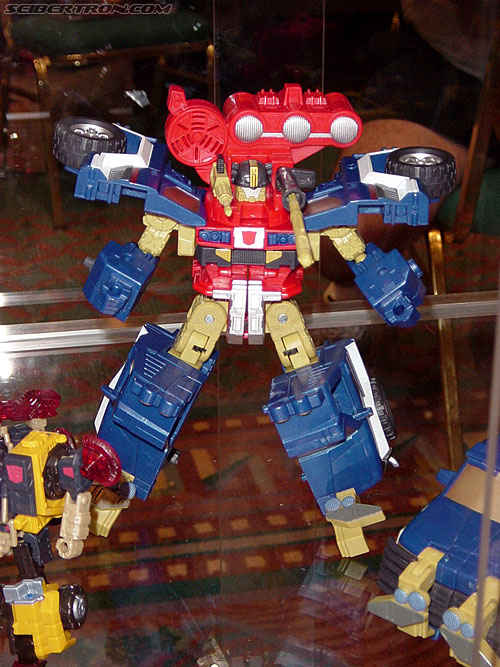 OTFCC 2003: Hasbro's Display - Transformers Event: Otfcc-2003-hasbro098
