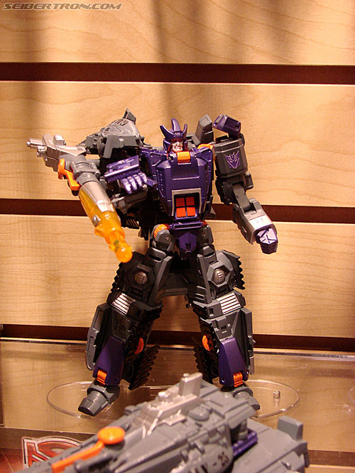 Toy Fair 2008: Transformers Universe - Transformers Event: DSC04681