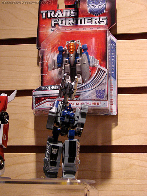Toy Fair 2008: Transformers Universe - Transformers Event: DSC04703