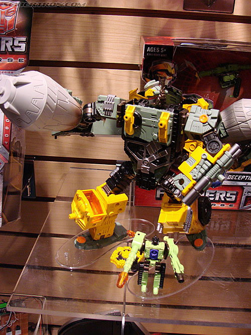 Toy Fair 2008: Transformers Universe - Transformers Event: DSC04722
