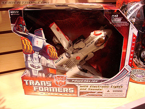 Toy Fair 2008: Transformers Universe - Transformers Event: DSC04731
