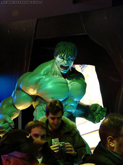Toy Fair 2008: Hulk - Transformers Event: DSC04598
