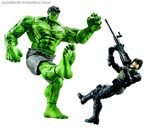 Toy Fair 2008: Hulk - Transformers Event: Deluxe-Figure-Kicking-Hulk