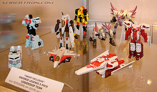 BotCon 2008: Transformers Universe (Classics 2.0) - Transformers Event: Universe021