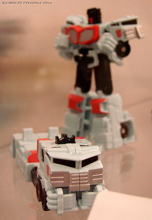 BotCon 2008: Transformers Universe (Classics 2.0) - Transformers Event: Universe025