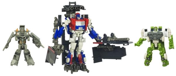 TF-Battle-In-The-Moonlight-Robots.jpg