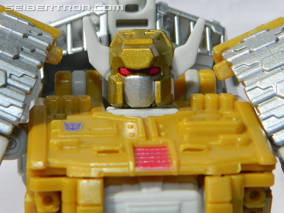 Combiner Wars Liokaiser In-Hand Pics