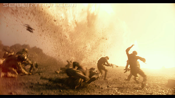 tf5-the-last-knight-0392.jpg
