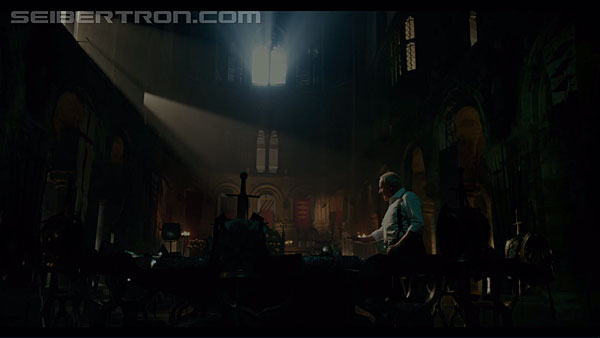 tf5-the-last-knight-1212.jpg